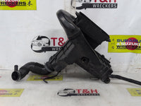 2012 - 2016 Volkswagen CC 3CC Diesel 2.0L Engine Code CFGB Air Cleaner/Box
