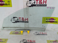 2015 - 2025 Suzuki Vitara IV LY Right Front Door Glass