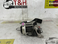 2012 - 2020 Toyota Prius C NHP10 Right Front Seat Belt