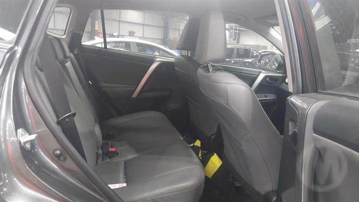 Centre Seat Belt, Toyota, RAV4, A40