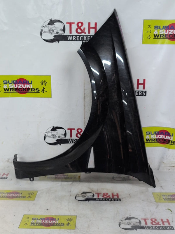 5Renault Megane EM - Left Front Guard