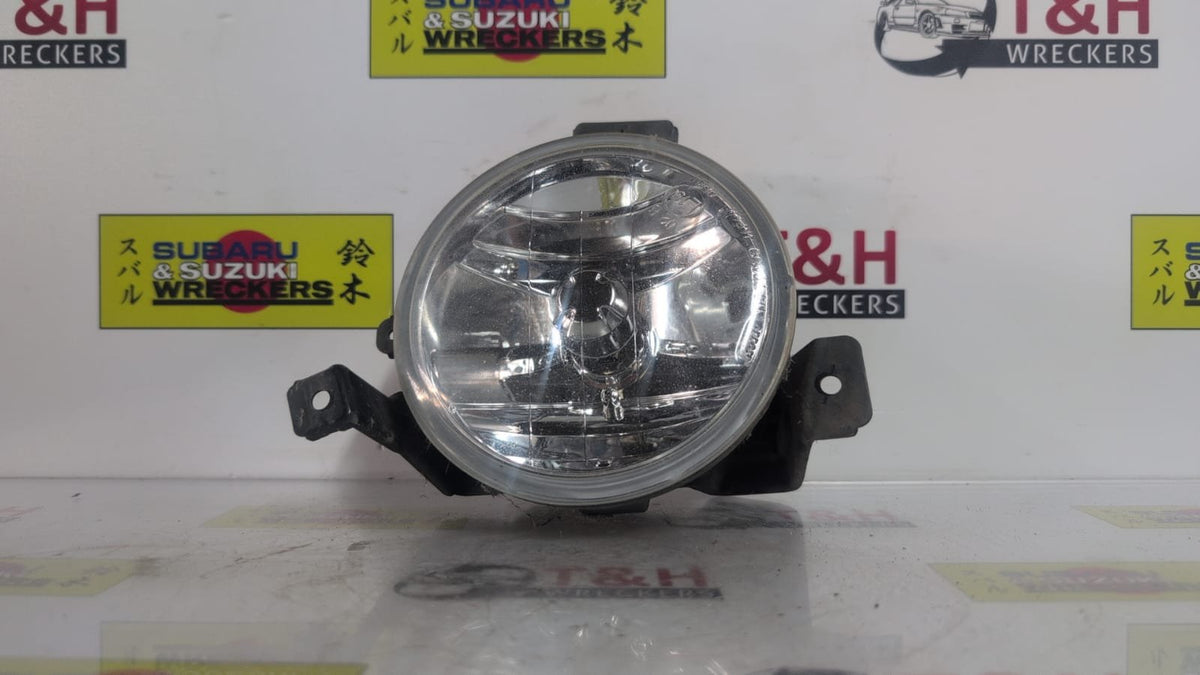 2003-2006 Suzuki Grand Vitara I FT XL7 JA627 - Right Fog Light