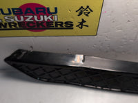2010 2010 Ford Focus II LV Left Headlight Trim