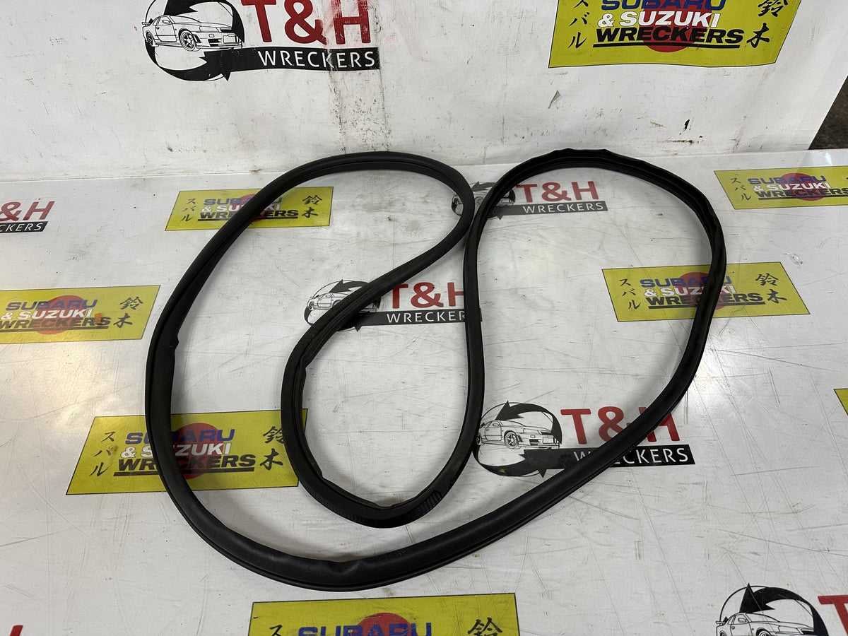 2020-2025 Isuzu D-Max TFR - Body Seal Rubber