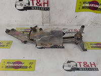 2000 - 2006 Toyota Tarago R30 Wiper Linkage