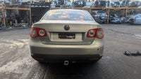 2006 - 2011 Volkswagen Jetta 1KM Left Guard Liner | Front Section