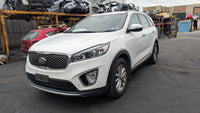 2016 2016 Kia Sorento UM C5W7J561F Left Guard Liner