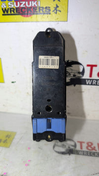 Lexus IS200 GXE10 000-2005 RH Driver Master Window Switch 84040-53011