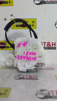 2021 2021 Mitsubishi Mirage VI A0 A03A Right Front Lock Actuator