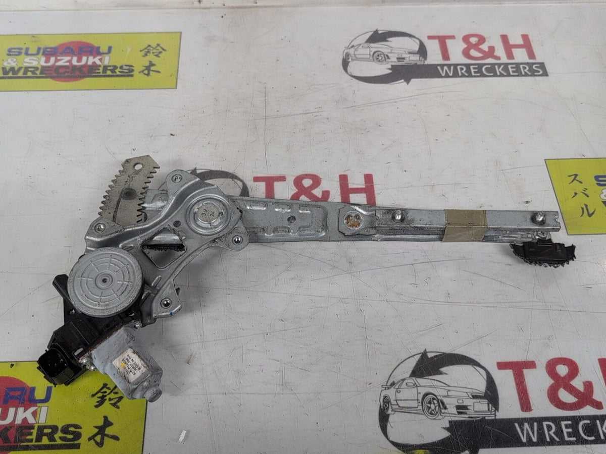 2012-2017 Nissan Pulsar - - Left Rear Window Regulator/Motor