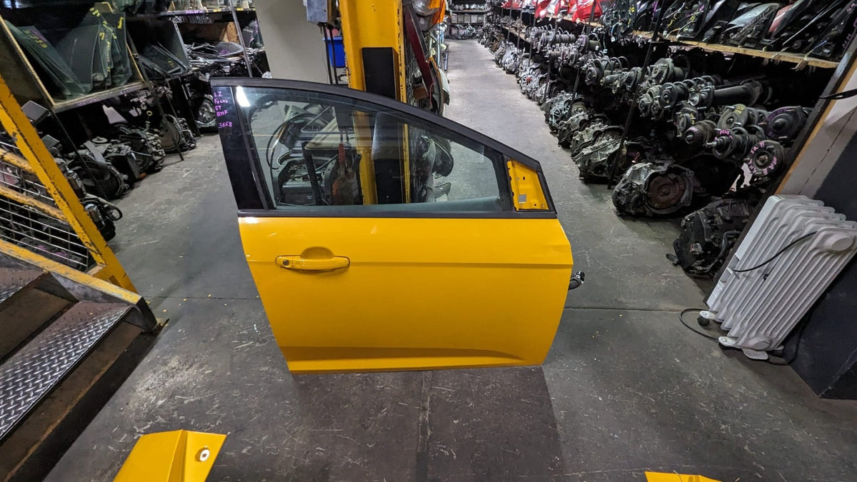 7Ford Focus LZ- Right Front Door