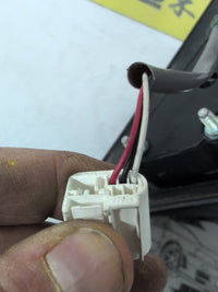 Jan 2007 to Jan 2014 - Suzuki SX4 - Right Door Mirror - Non-Flasher, 3 Wire