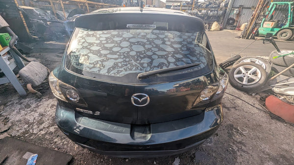2003-2006 Mazda Mazda3 BK - Bootlid/Tailgate