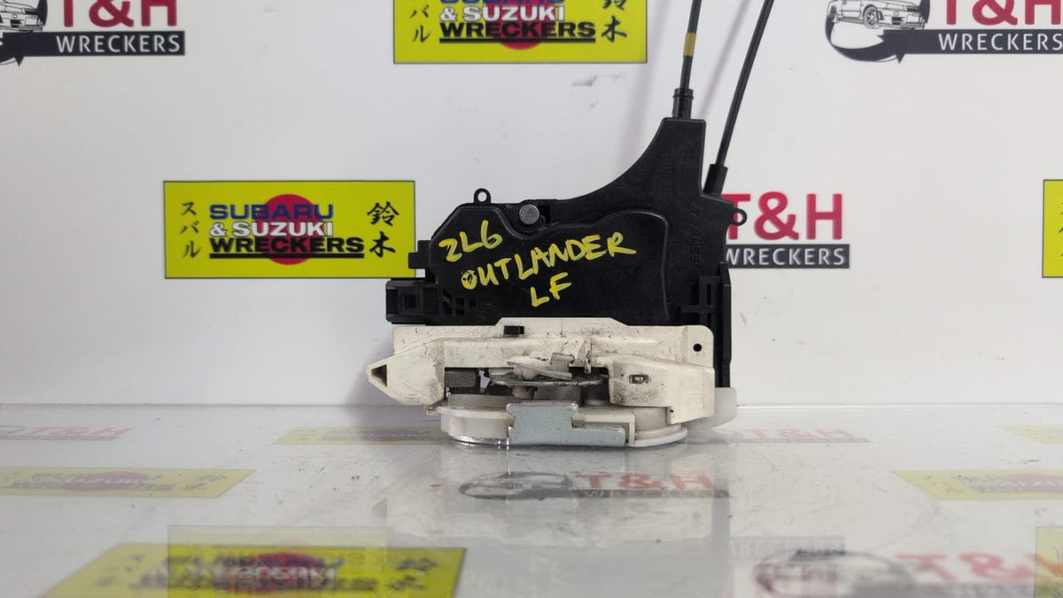2006-2009 Mitsubishi Outlander II CW*W VR CW6W - Left Front Lock Actuator