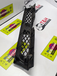Subaru Impreza Oct 1996 - Sep 1998 Radiator Grille
