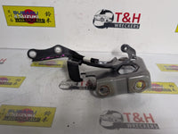 Right Bonnet Hinge, Toyota, RAV4, A40 | T&H Wreckers