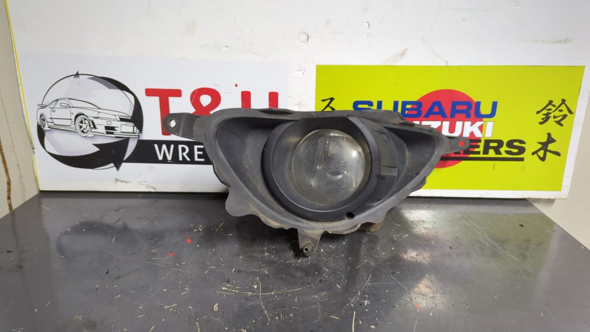 2007 Mitsubishi 380 DB - Left Fog Light