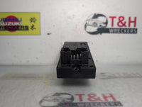 Oct 1995 to Oct 2000 - Honda Civic EK Hatchback - Right Front Window Switch