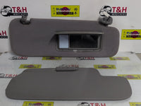 2004 Toyota Land Cruiser J100 - Right Sun Visor