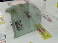 2002 - 2010 Nissan Elgrand E51 Right Front Door Glass