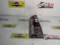 Toyota Cressida MX73 Nov 1984 - Sep 1988 Left Front Door Window Switch