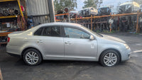 2006 - 2011 Volkswagen Jetta 1KM Bonnet