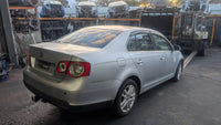 2006 - 2011 Volkswagen Jetta 1KM Left Guard Liner | Front Section