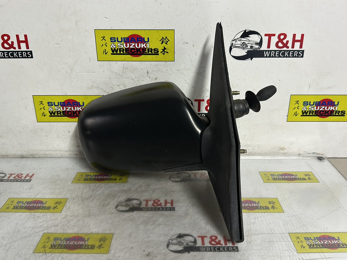 Oct 1999 to Sep 2005 - Toyota Echo NCP10R Manual - Right Door Mirror