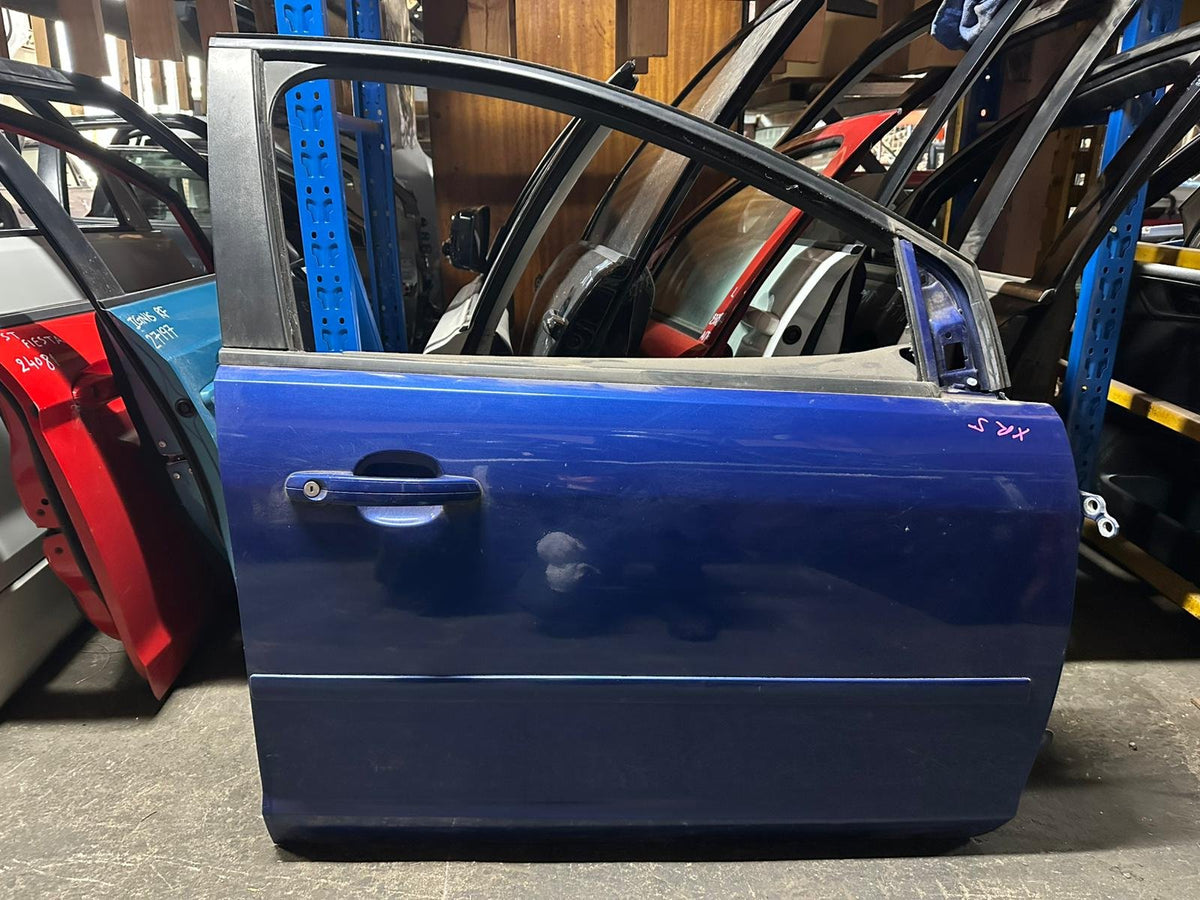 Mar 2008 to Jul 2011 - Ford Focus LV XR5 Hatchback - Right Front Door