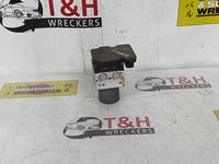 2013 - 2018 Subaru Forester SJ 2.5i AWD ABS Pump/Modulator