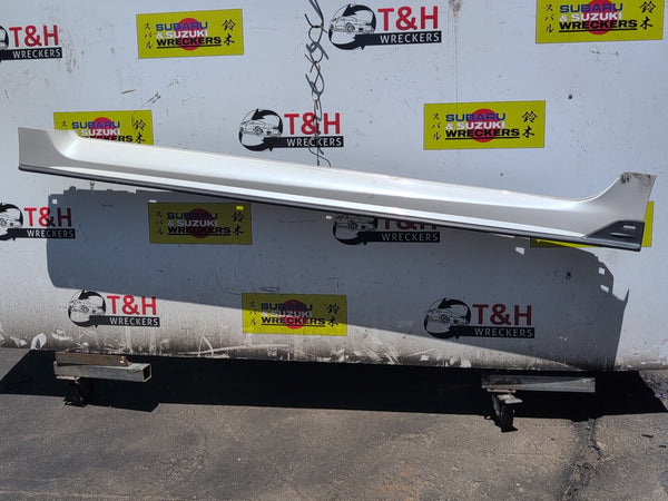 Subaru WRX VA Sedan 2014-2021 - Left Side Skirt