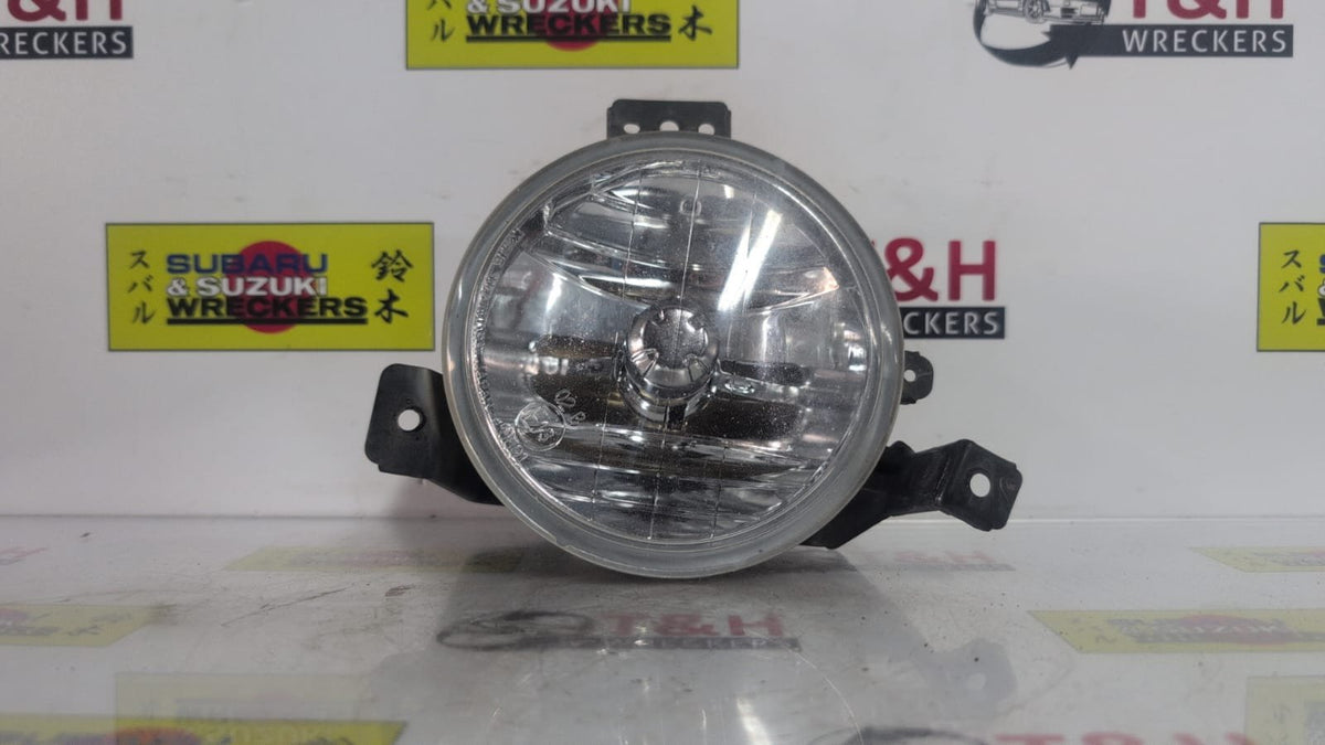 2003-2006 Suzuki Grand Vitara I FT XL7 JA627 - Left Fog Light