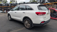 2016 2016 Kia Sorento UM C5W7J561F Radiator