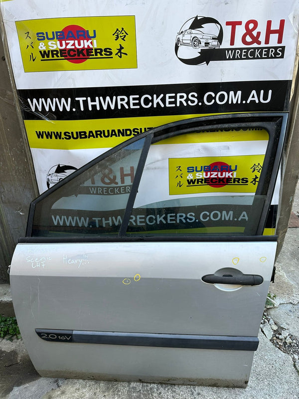 2004-2008 Renault Scenic JM0W - Left Front Door