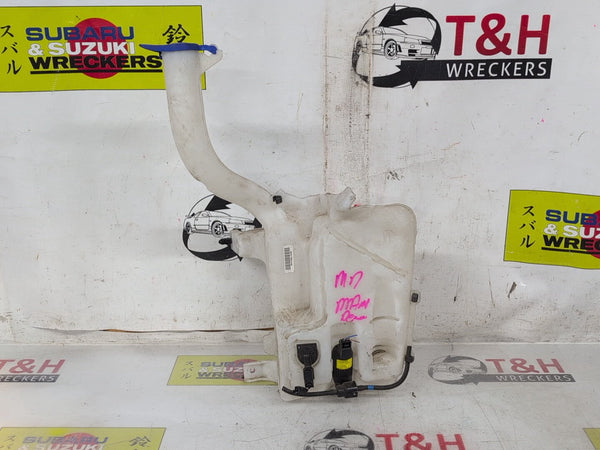 Sep 2014 to Jun 2020 - Ford Mondeo MD - Washer Bottle - W/ H/Lamp Washers Type