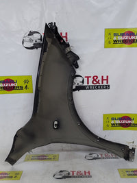 2014 2014 Nissan Juke F15 Left Front Guard