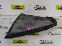 2010 2010 Suzuki Kizashi FR Right Rear Quarter Door Glass