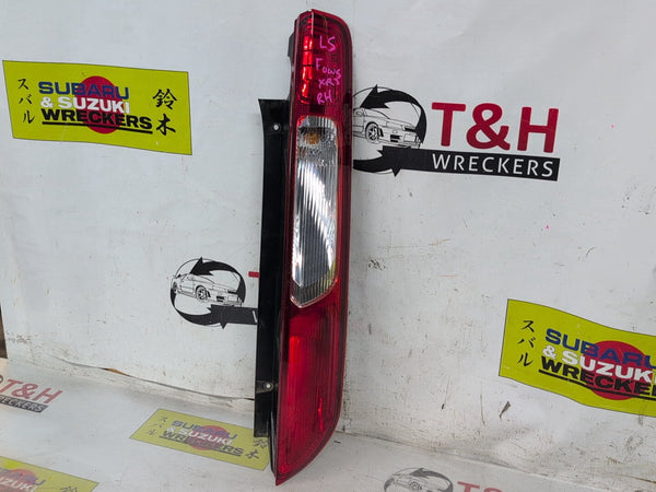 2005-2007 Ford Focus - - Right Taillight