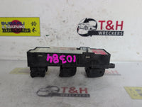 Oct 2001 to Sep 2007 - Nissan X-Trail T30 - Right Front Master Power Window Switch