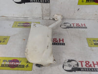 2013 2013 Nissan Dualis J10 Washer Bottle