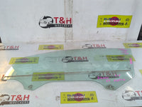2016 2016 Ford Fiesta WZ Left Front Door Glass