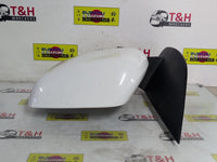Sep 2005 to Aug 2015 - Nissan Navara D40 - Left Door Mirror - Power Adjust, Non-Indicator, Colour Coded