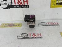 2008 - 2013 Subaru Forester SH 2.5i AWD ABS Pump/Modulator