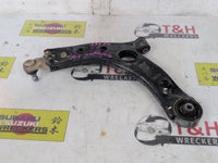 2016 2016 Kia Sorento UM C5W7J561F Right Front Lower Control Arm