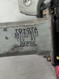 2000 - 2006 Toyota Tarago R30 Right Front Window Regulator/Motor