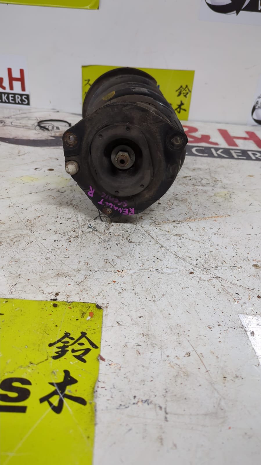 2003-2009 Renault Scenic - Right Front Strut