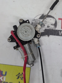 1998 - 2005 Suzuki Grand Vitara Right Rear Window Regulator/Motor