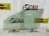 2006 - 2016 Toyota Yaris P90 Left Front Door Glass