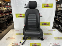 2012 - 2016 Volkswagen CC 3CC Left Front Seat