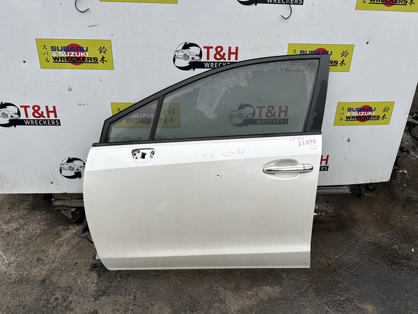 Subaru XV I GP SUV 2012-2017 - Left Front Door